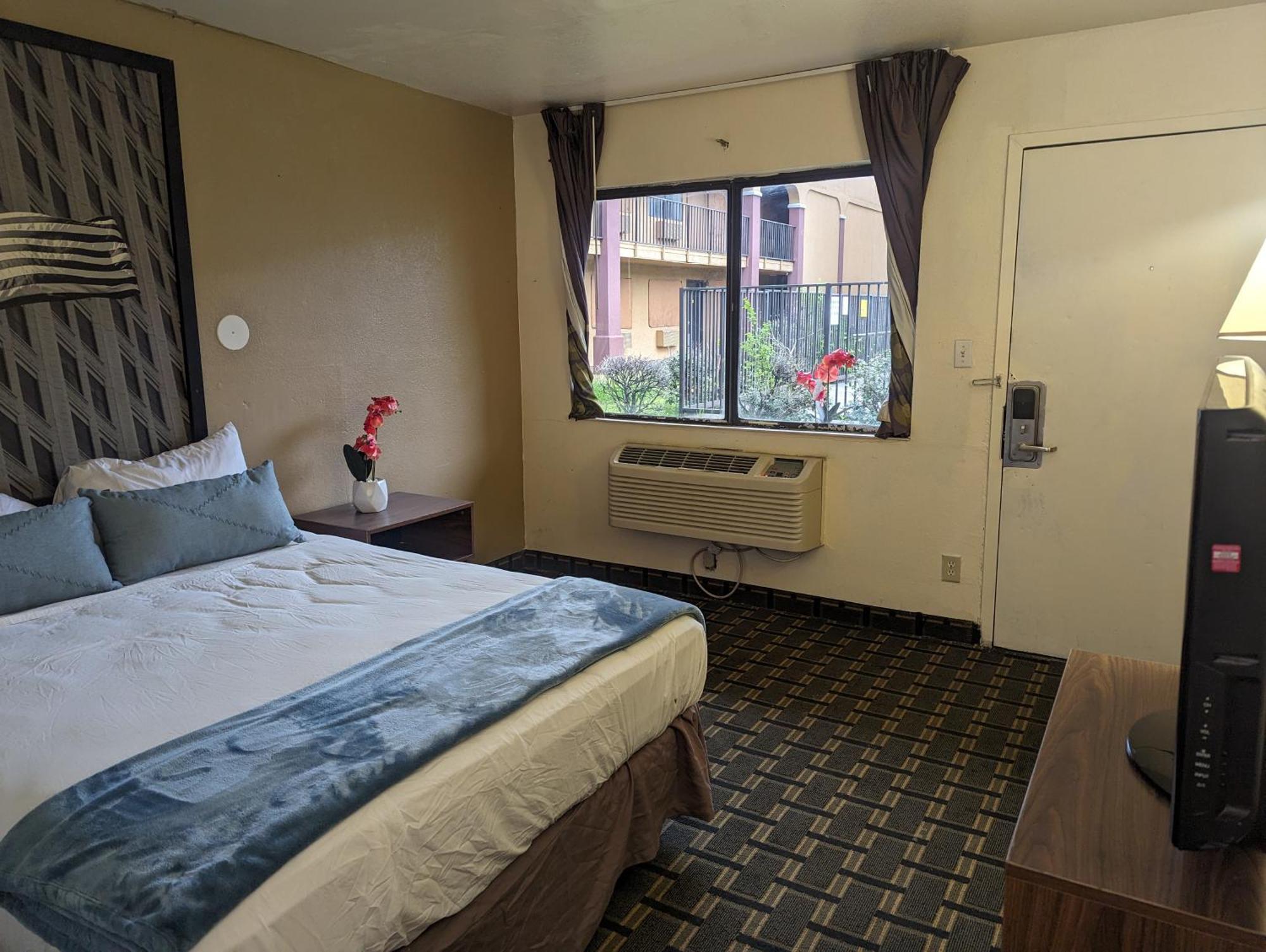 Southern Comfort Hotel 털사 외부 사진